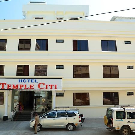 Hotel Temple Citi Komoryn Zewnętrze zdjęcie