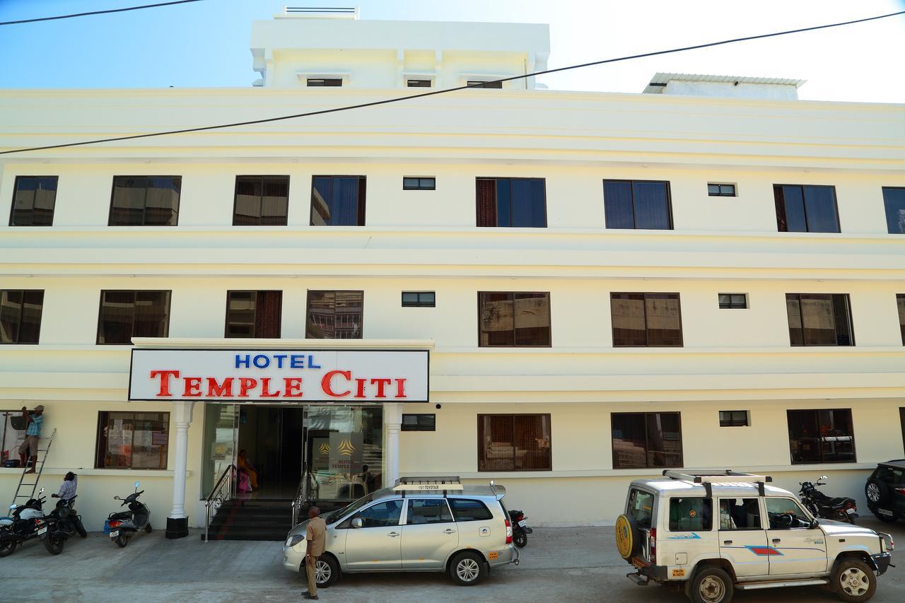 Hotel Temple Citi Komoryn Zewnętrze zdjęcie