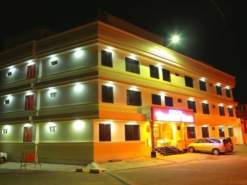 Hotel Temple Citi Komoryn Zewnętrze zdjęcie