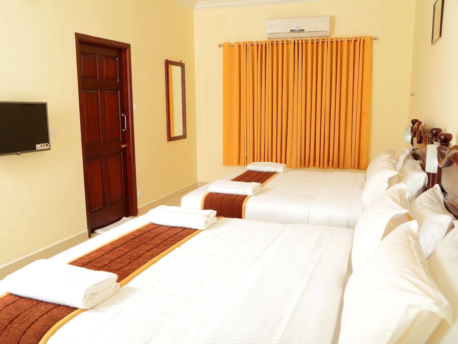 Hotel Temple Citi Komoryn Zewnętrze zdjęcie